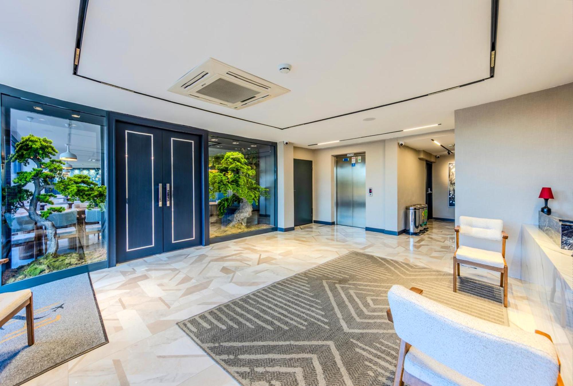 Heaven Premium Hotel Restaurant & Airport Shuttle Arnavutkoy Ngoại thất bức ảnh